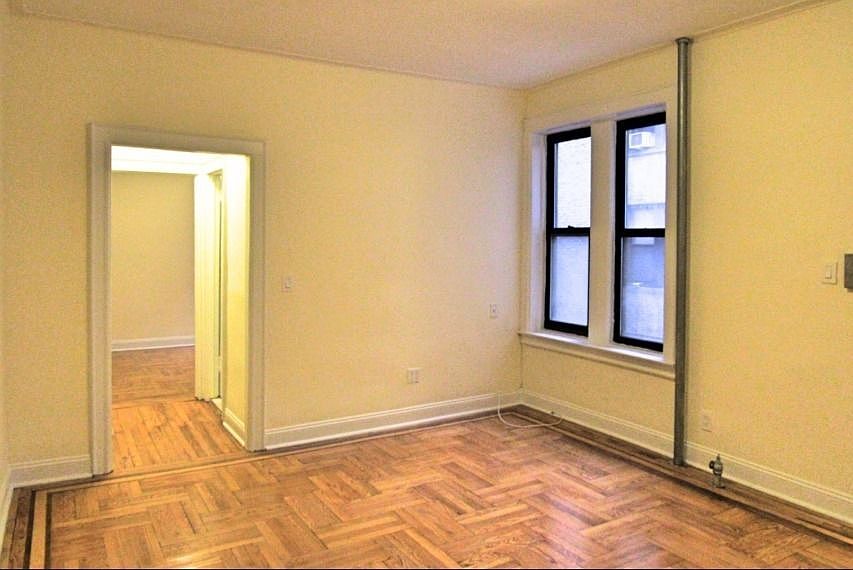 2nd image of 2908 31st Ave APT B2