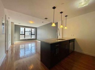 180 Scholes St #2DD, Brooklyn, NY 11206