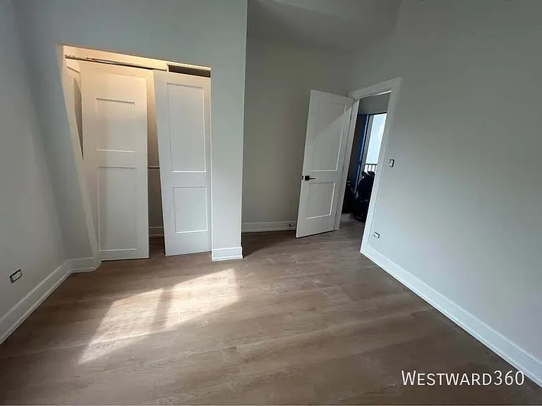 805 W Weed St #3W — Photo 7