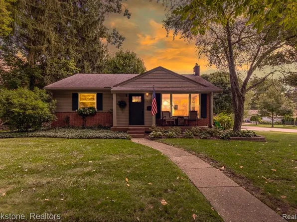 16054 Southampton St, Livonia, MI 48154