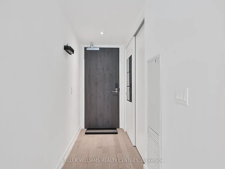 25 Richmond St E #704 — Photo 7