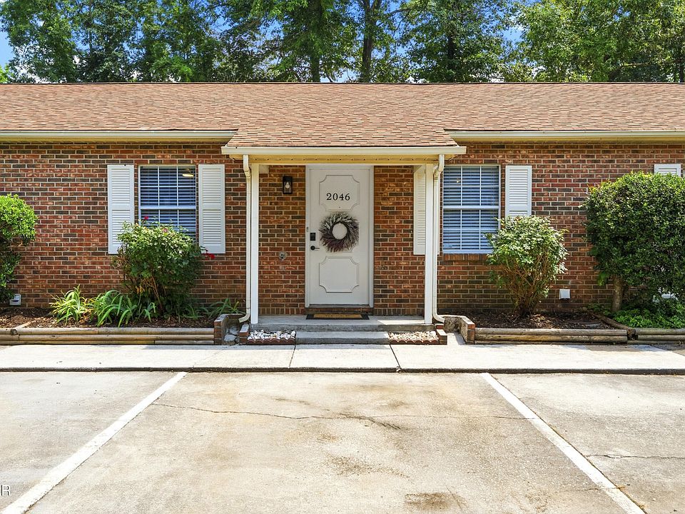 1st image of 2046 Belle Terra Rd