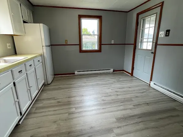 129 E Columbus Ave, Pittston, PA 18640