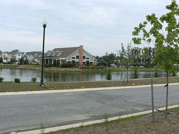 community pool/center