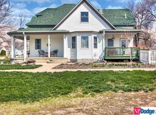 202 Rangeline Rd, Snyder, NE 68664