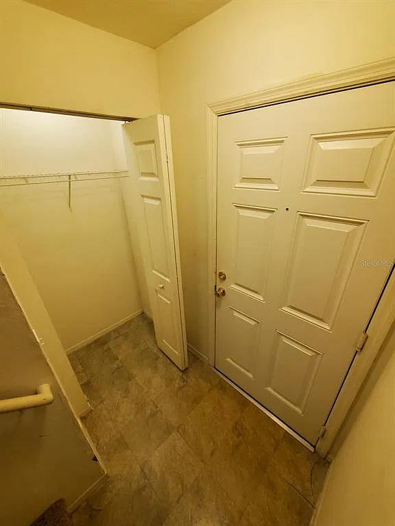 3 bed, 2.0 bath, 1097 sqft, $1,600 — Photo 4