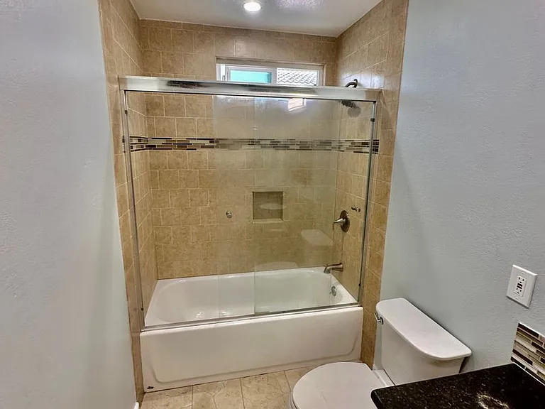 9721 Graham Street — Photo 24