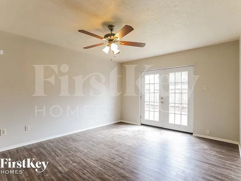 17522 Davenway Dr — Photo 8