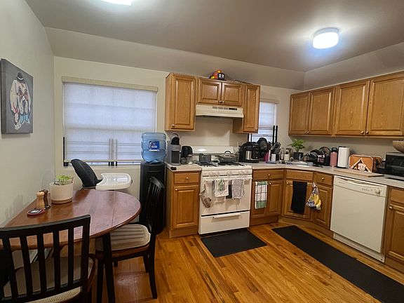 3rd image of 162-10 104th St #2A