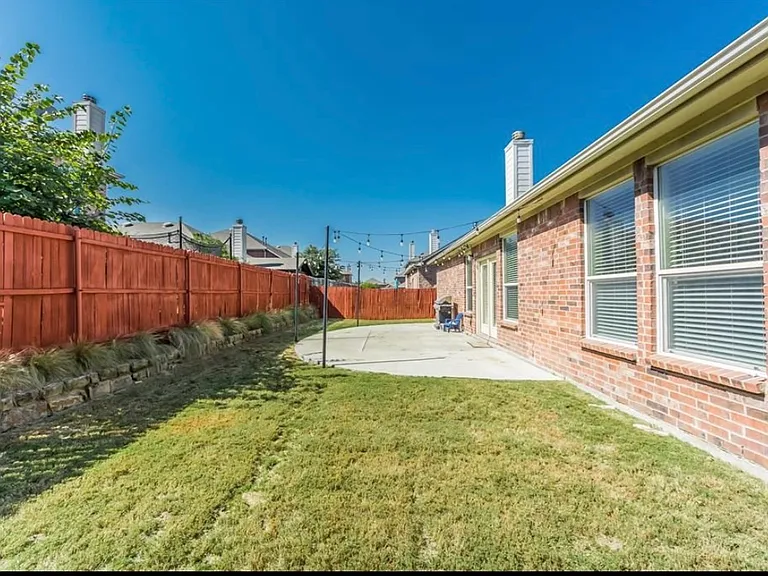 2748 Bay De Vieux Dr — Photo 22