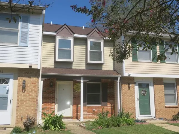25 Christine Ct, Hampton, VA 23666
