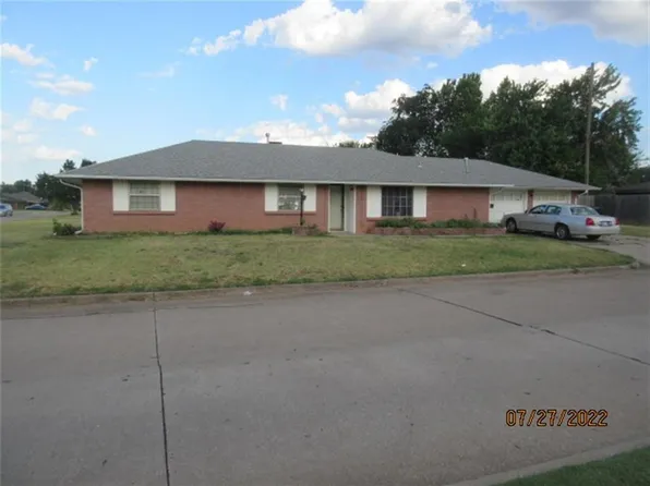 1401 SW 70th St, Oklahoma City, OK 73159