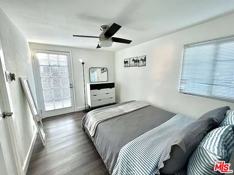 4812 Pickford St — Photo 17