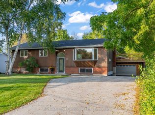 422 Alice St, Saugeen Shores, ON N0H 2L0