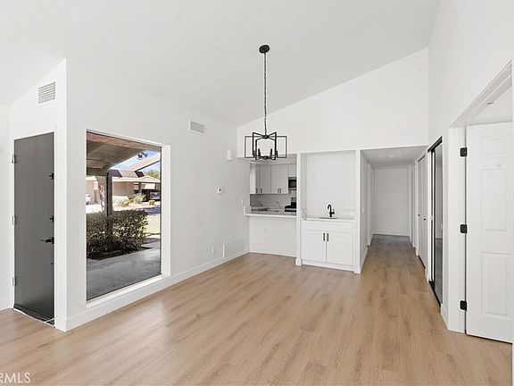 2nd image of 82151 Waring Way