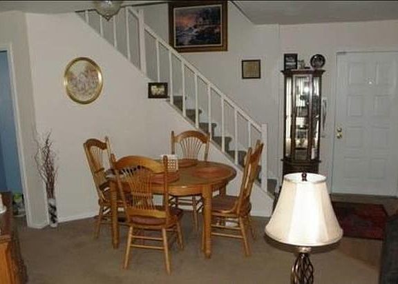 3rd image of 161 Hillcroft Way