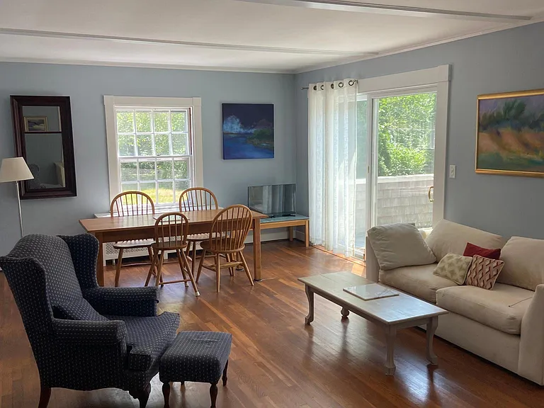 63 Bush St — Photo 9