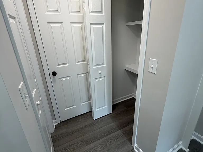 2036 Harrison Ave — Photo 10