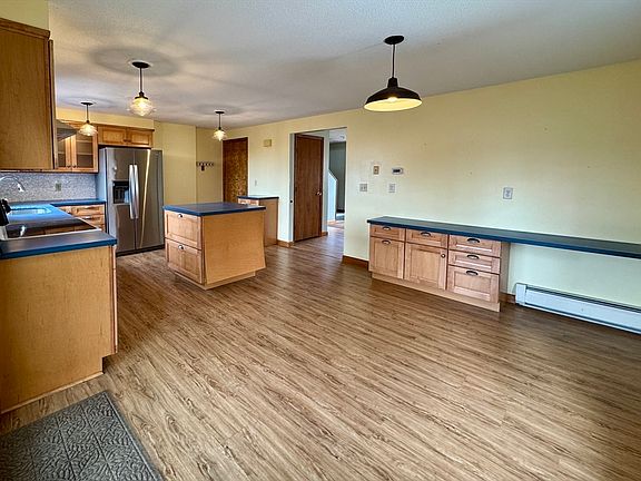 5th image of 534-536 Turners Falls Rd