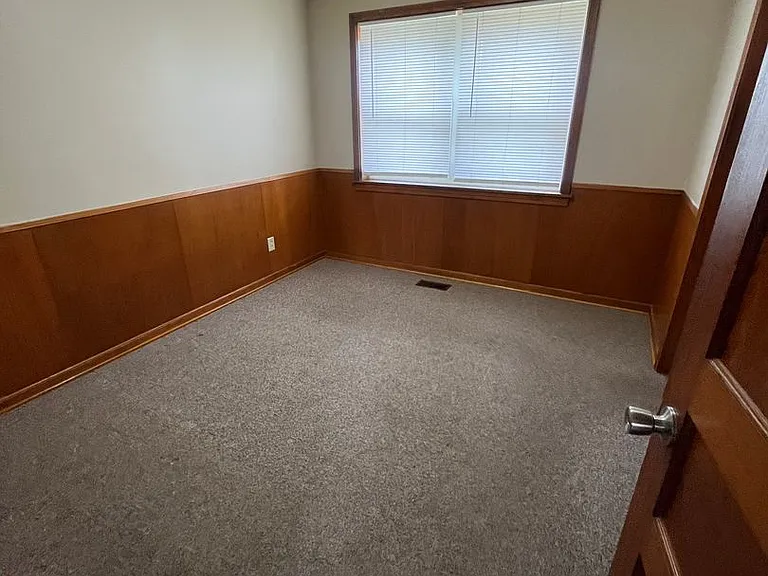 Coronado Apartments — Photo 7