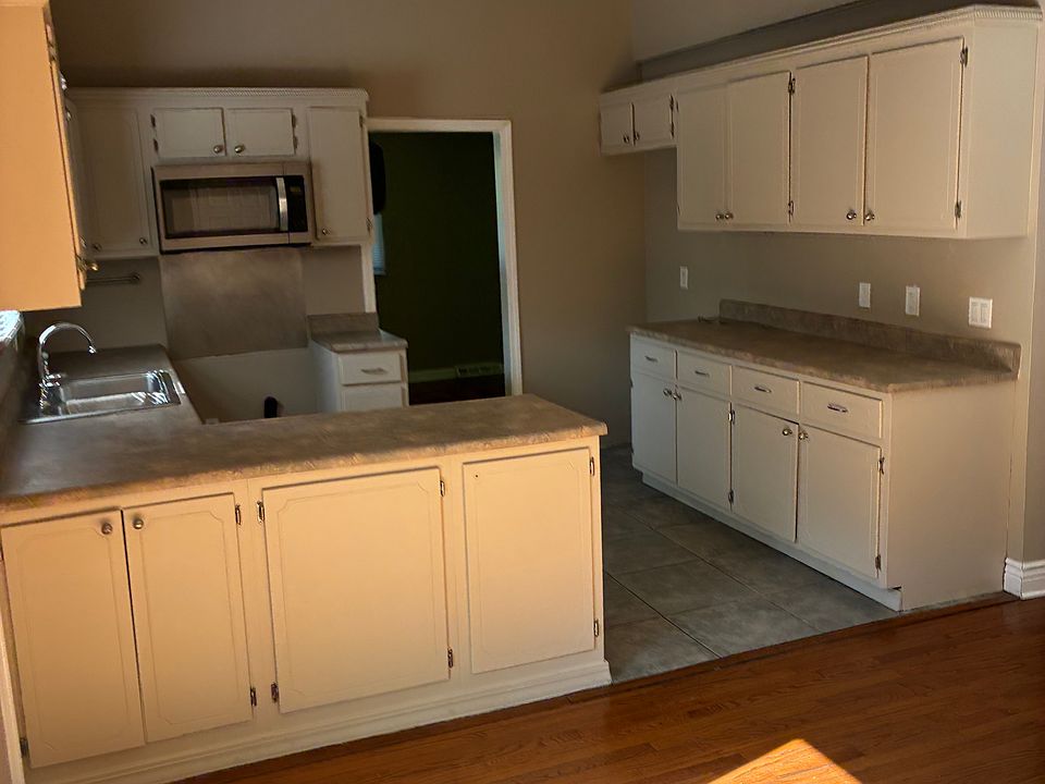 1st image of 8712 Jamaica Ct