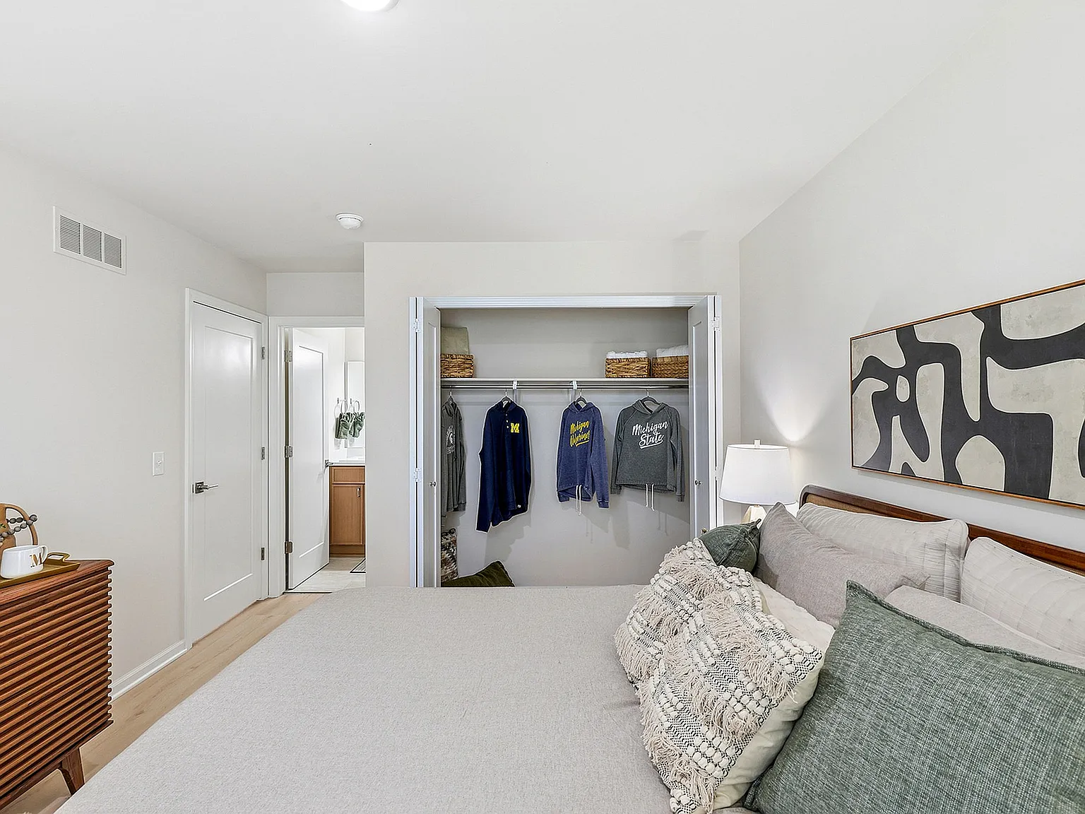 Ridgewater Townhomes — Photo 4