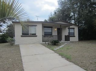926 Longview Ave, Deland, FL 32720