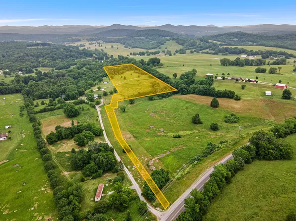 11561B Sparta Pike, Watertown, TN 37184