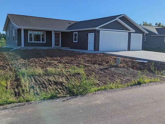 2nd image of 818 W ROBERTS STREET