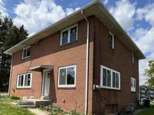 562 Walton Ave, Hummelstown, PA 17036