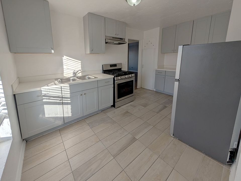 1st image of 2030 NW 25th St #12E