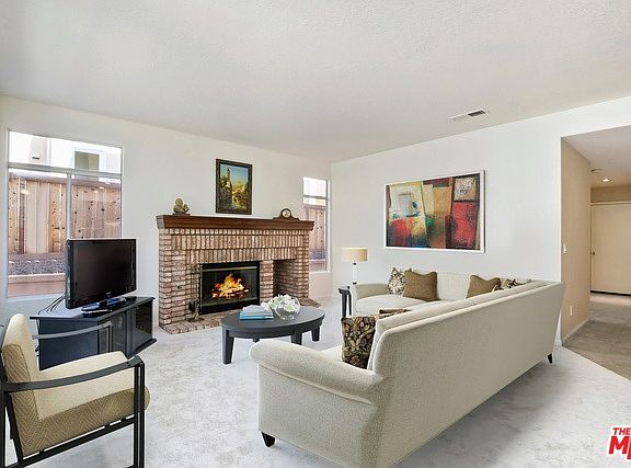 4th image of 12204 Brickellia St