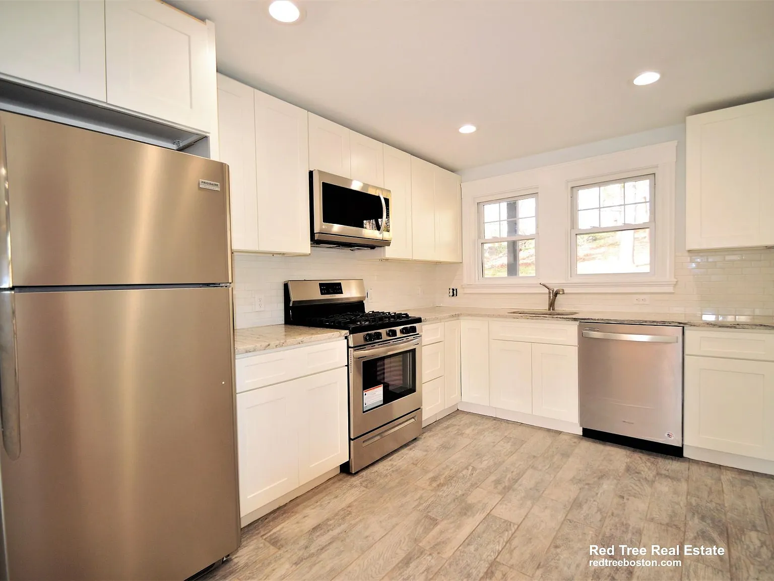 51 Leamington Rd — Photo 1