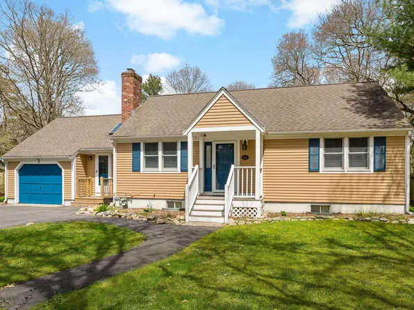 56 Brewster Road, Mashpee, MA 02649