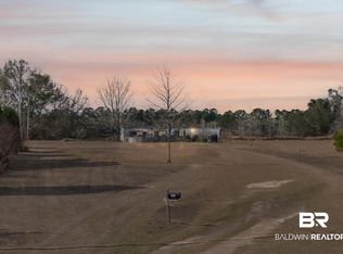 27705 Oakberry Ct, Robertsdale, AL 36567