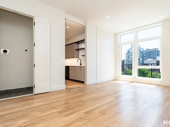 899 Fulton Street image 1 of 29