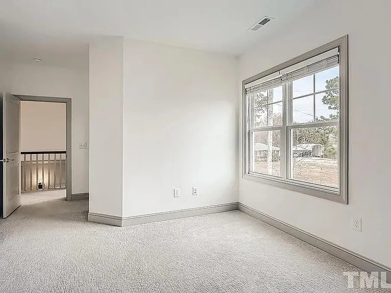 501 Germaine St — Photo 18