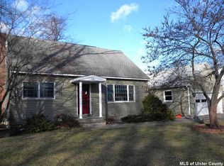 19 Simmons Dr, Saugerties, NY 12477