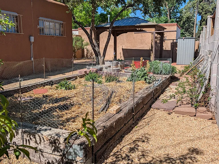 8215 San Juan Rd NE — Photo 25