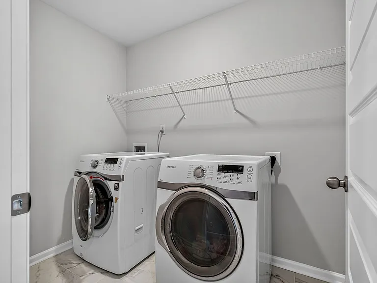 518 Yellow Leaf Ln — Photo 42