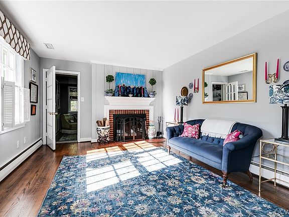 4th image of 212 Roslyn Hills Dr