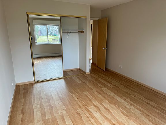 5th image of 2423 E Olive St APT 1C