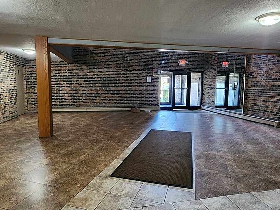 3rd image of 8923 Knight Ave APT 208