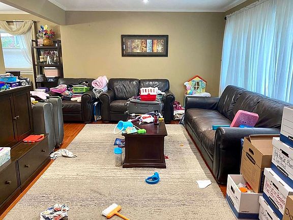 3rd image of 72-12 243rd St #1