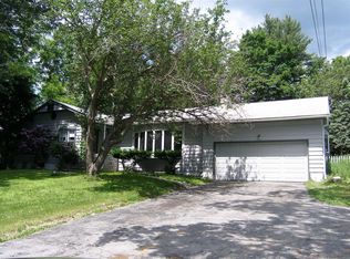 639 Noxon Rd, Poughkeepsie, NY 12603