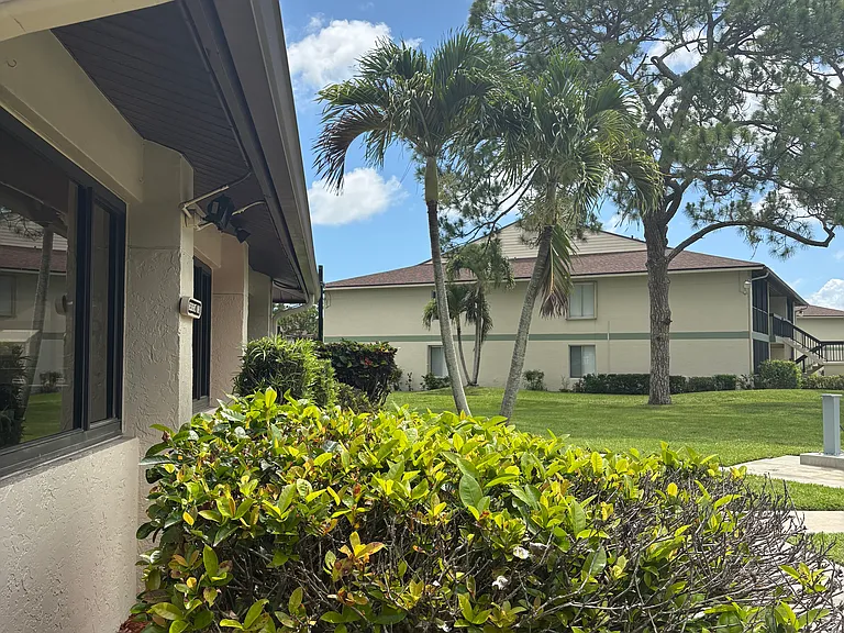 6341 Chasewood Dr #G — Photo 22