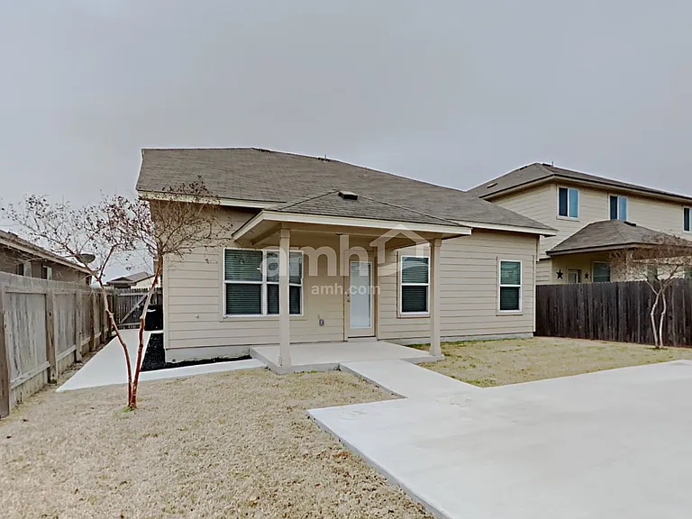 1038 Lauren St — Photo 22