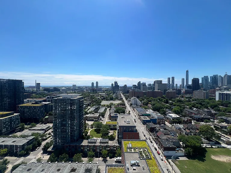 10 Oak St #2203 — Photo 13