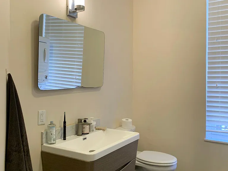 4212 Chester Ave #2R — Photo 9