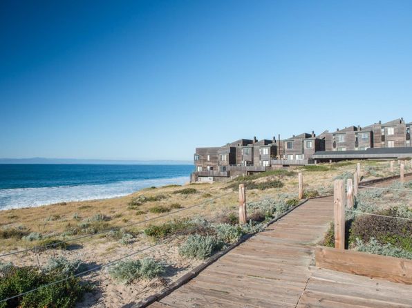 125 Surf Way APT 305, Monterey, CA 93940